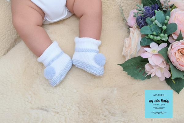 Spanish Knitted Baby Pom Pom Booties ~ 4 Colours ~ 0-3 months