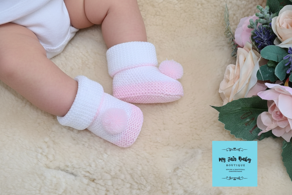 Spanish Knitted Baby Pom Pom Booties ~ 4 Colours ~ 0-3 months