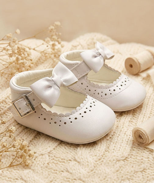 Sevva Baby Girls White Mary-Jane Pre-Walker Shoes