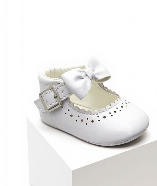 Sevva Baby Girls White Mary-Jane Pre-Walker Shoes