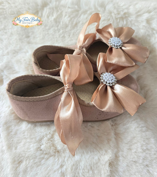 Spanish Girls Camel Suede Bow & Charm Shoes