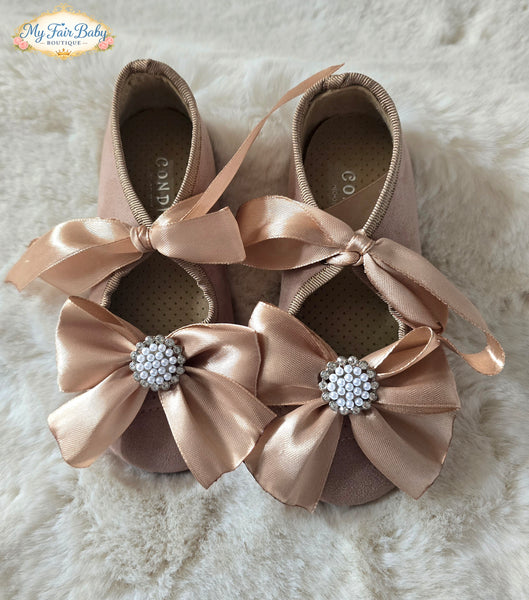 Spanish Girls Camel Suede Bow & Charm Shoes