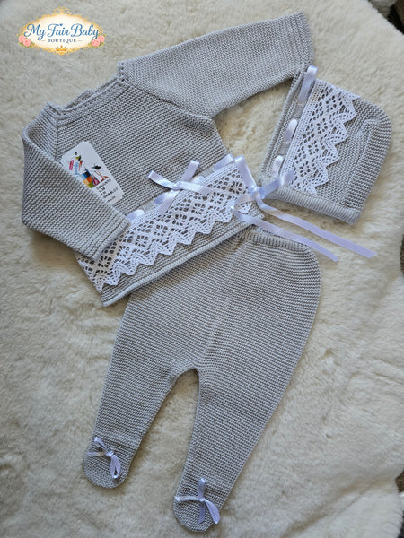 Spanish Creaciones Gavidia Unisex Baby Grey & White Knitted 3pc Lace Set 1136