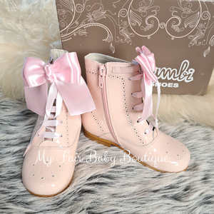 Girly boots shop