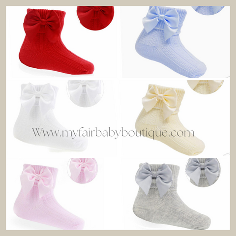 Traditional Girls Ankle Bow Socks